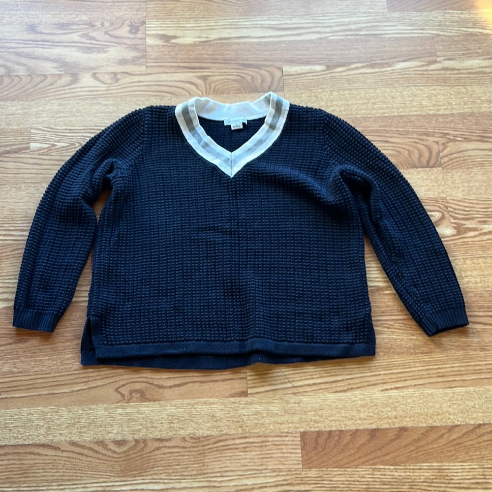Navy blue liz Claiborne VNeck Sweater size XL